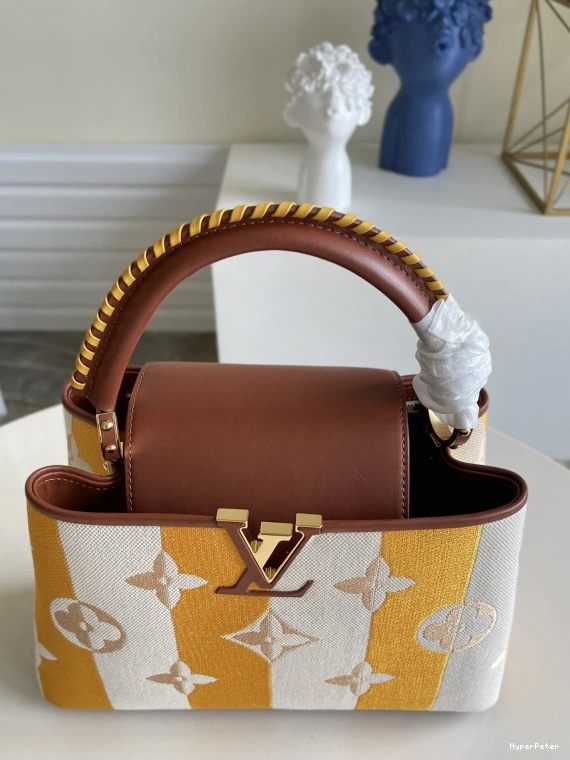 CAPUCINES MM VUITTON LOUIS 0713